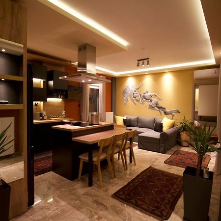 Eros - Luxurious Apartment Szaloniki Kültér fotó