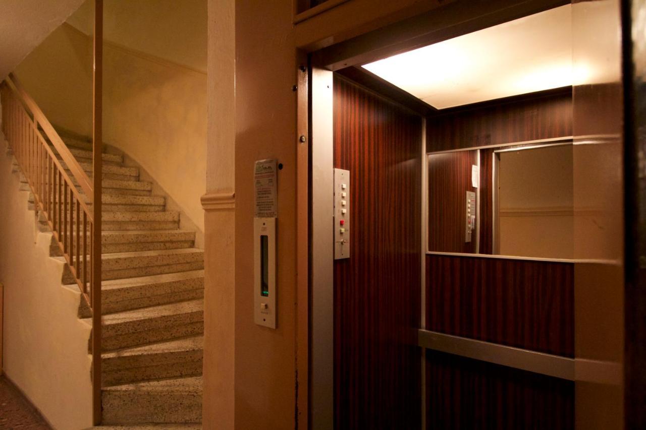 Eros - Luxurious Apartment Szaloniki Kültér fotó