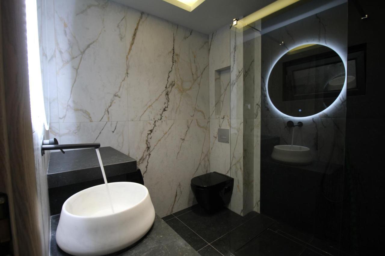Eros - Luxurious Apartment Szaloniki Kültér fotó