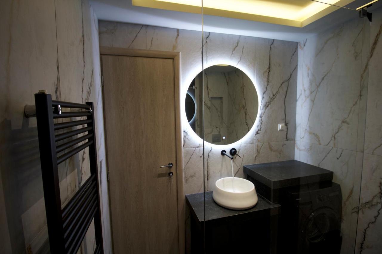 Eros - Luxurious Apartment Szaloniki Kültér fotó